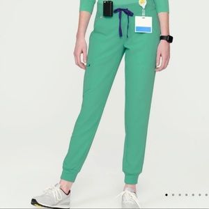 XS Figs Surgical Green Set